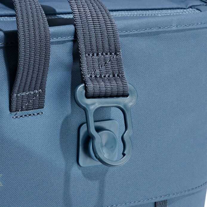 carryouttm-soft-cooler-tote-30-l-r5 250815_hydro_cooler_details_14839_6.jpg