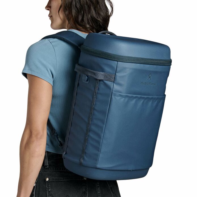 carryouttm-backpack-22-l-u0 250815_hydro_s26_hb_14605_7.jpg