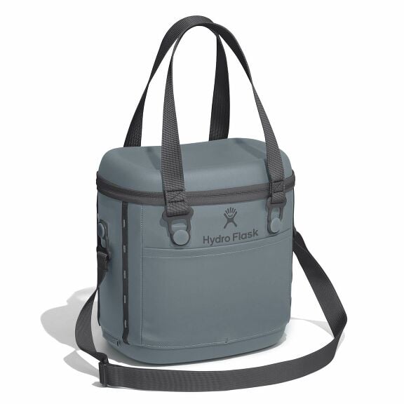 carryouttm-soft-cooler-10-l-t2 6pco043-carryout-cooler-10l-shale-gray-angled_1_1.jpg