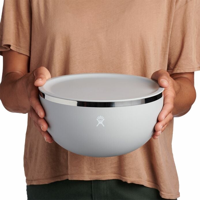 3-qt-serving-bowl-with-lid-u3 OKB3035-Birch-HB.jpg