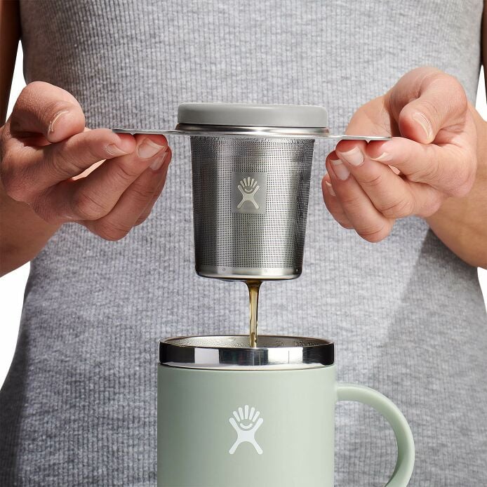 tea-infuser-a1 drif035-tea-infuser-birch-hb-pour_1.jpg