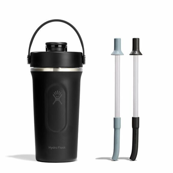 shaker-bottle-and-straw-bundle-l5 group_187_1__1.jpg