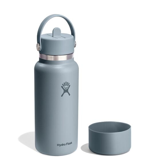 32-oz-straw-bottle-and-boot-bundle-b2 group_199_1.jpg