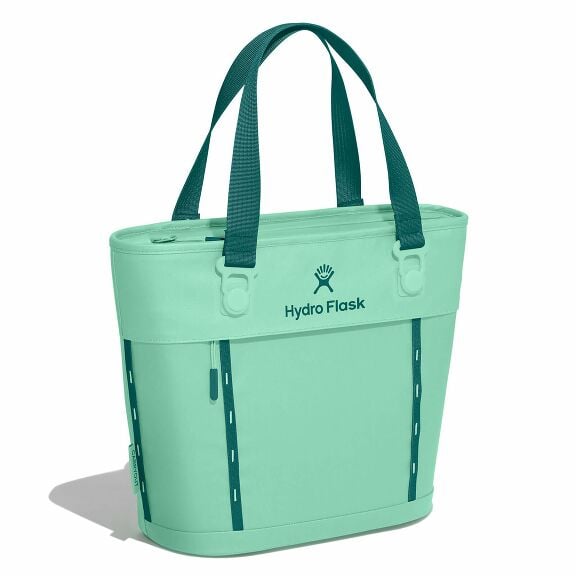 carryouttm-soft-cooler-tote-10-l-g8 miniit344-carryout-tote-10l-mermaid-green-angled.jpg