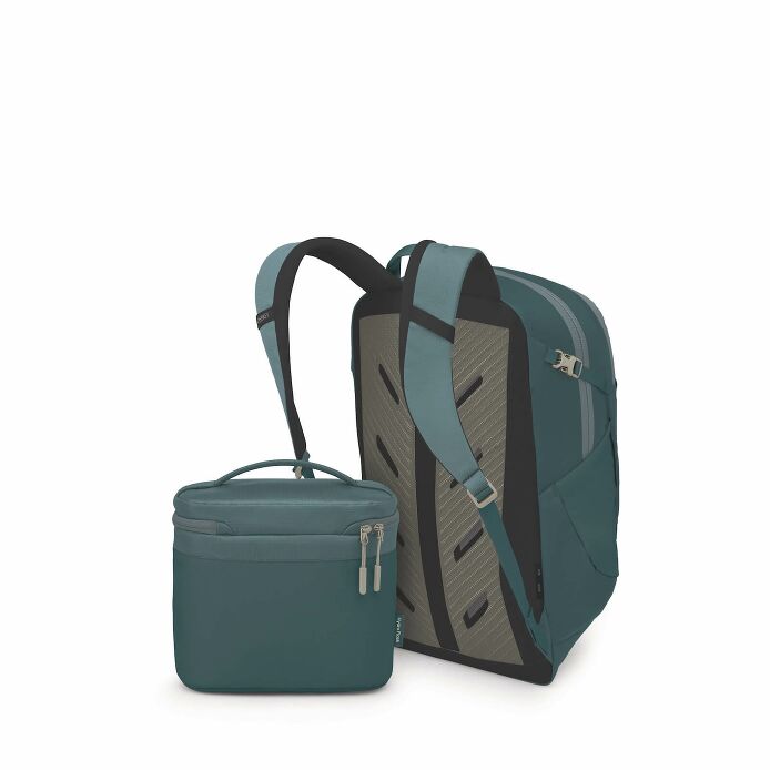 osprey-axis-x-hydro-flask-campus-essentials-bundle-u9 ospreyaxis_hydroflask5l_lunch_bag_f25_sideback_cascade_10007249.jpg