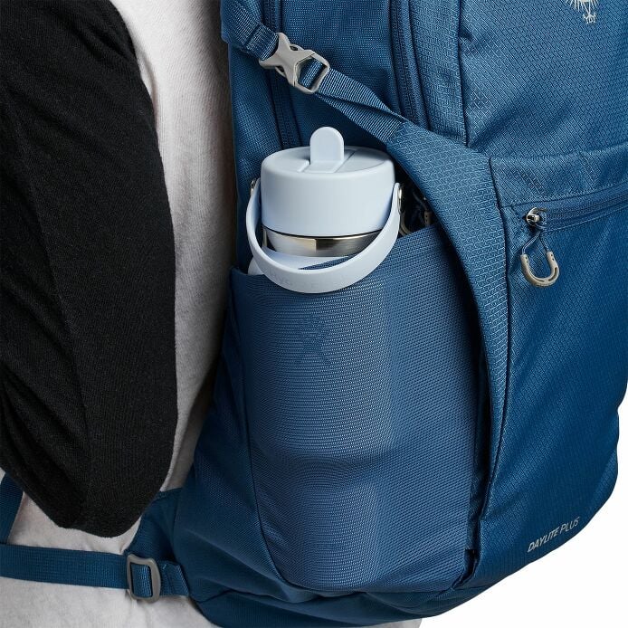 24-oz-travel-bottle-with-flex-straw-cap-x8 travelbottle-hb-backpack_1_8_1.jpg